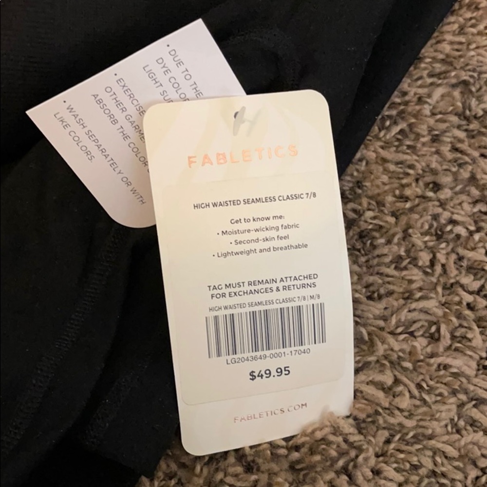 Fabletics Black Seamless Classic 7/8 Leggings